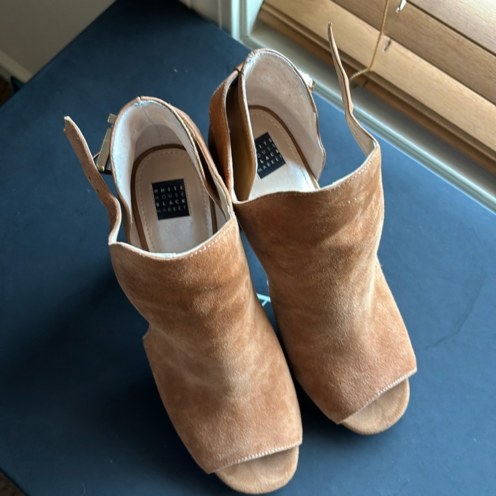 WHBM chunky heel sandals
